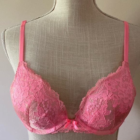 Victoria Secret Dream Angels push up pigeonnant padded PINK LACE bra 34B - Picture 1 of 15